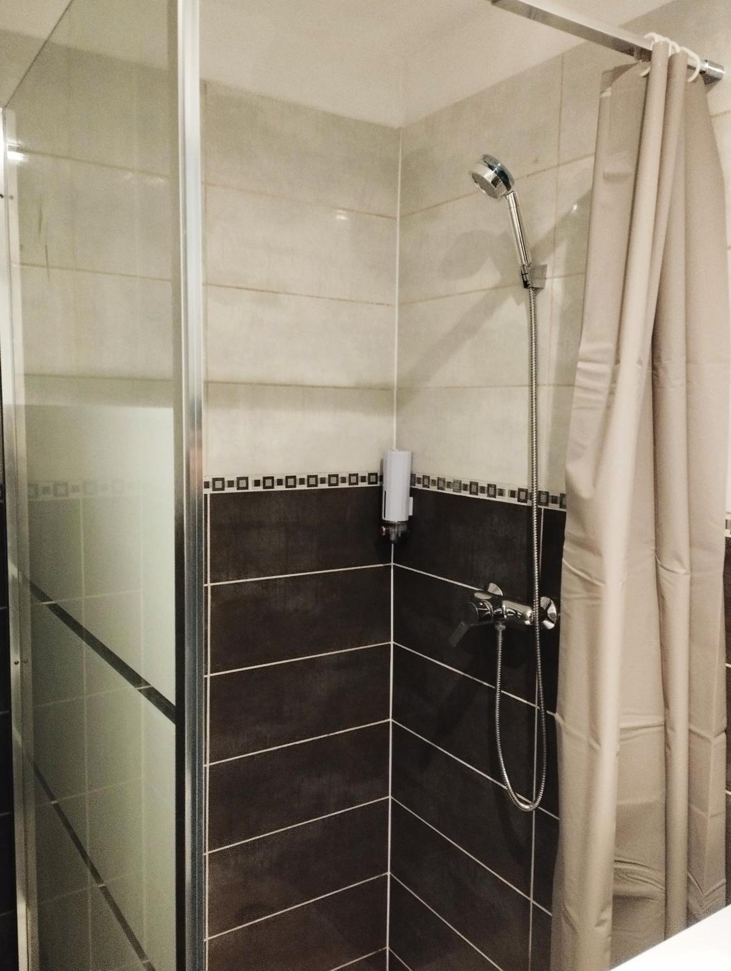 Appartement Avec Cour Plein Centre Foix Dış mekan fotoğraf